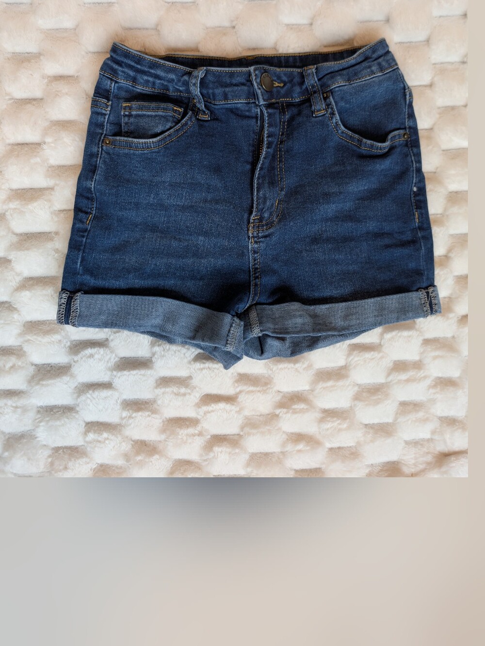Shein High Waisted Cuffed Denim Shorts Dark Wash Size Small 4